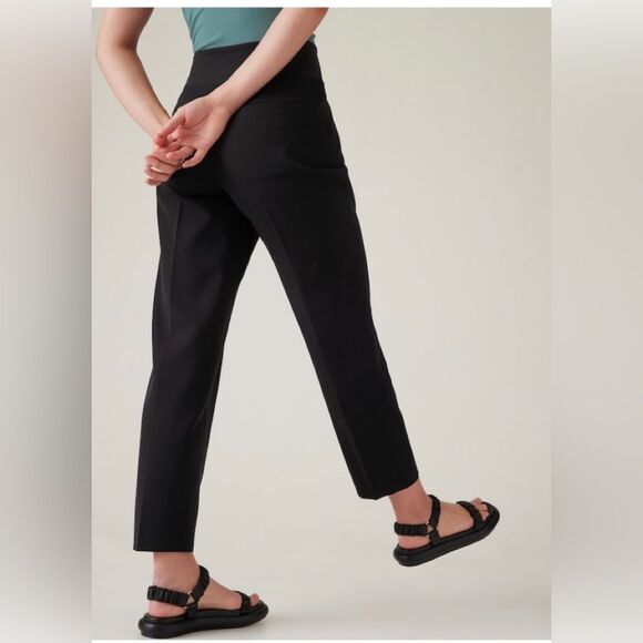 NWT Athleta Endless Pants  Size 8 Black Petite - Picture 3 of 7
